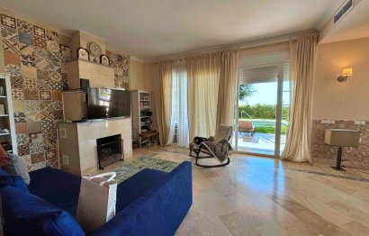 Resale - House - Semi-Detached House - Marbella - La Mairena