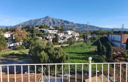 Resale - House - Detached Villa - Marbella - Nueva Andalucia