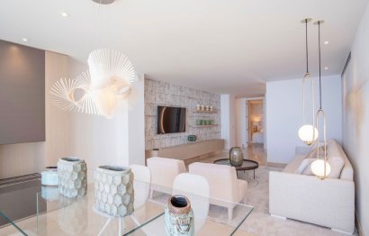 Resale - Apartment - Middle Floor Apartment - Estepona - Estepona Centro