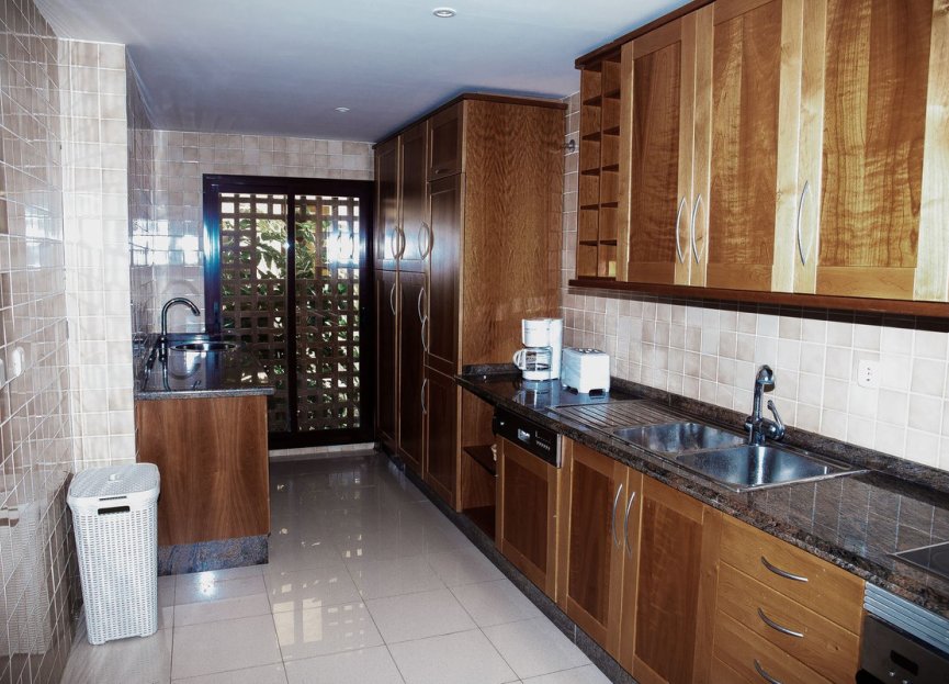 Resale - Apartment - Ground Floor Apartment - Marbella - San Pedro De Alcantara