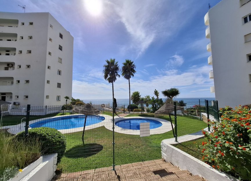 Resale - Apartment - Middle Floor Apartment - Mijas - Calahonda