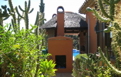 Resale - House - Detached Villa - Benahavís - Benahavís Centro