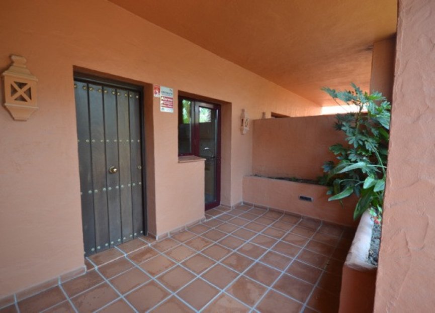 Resale - House - Semi-Detached House - Marbella - The Golden Mile