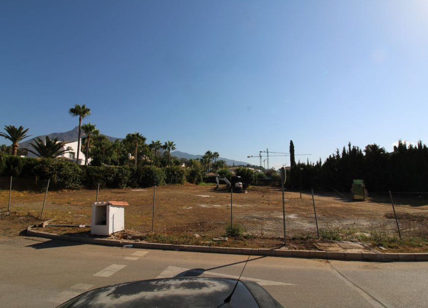 Resale - Plot - Residential Plot - Marbella - The Golden Mile