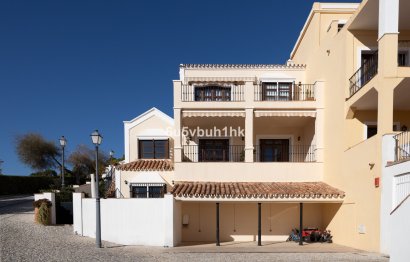 Resale - House - Townhouse - Benahavís - Benahavís Centro