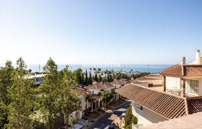 Resale - Apartment - Penthouse - Benalmádena - Benalmadena Costa