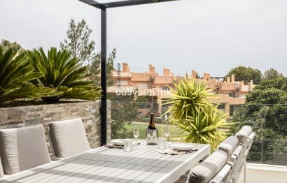 Resale - Apartment - Middle Floor Apartment - Marbella - Cabopino