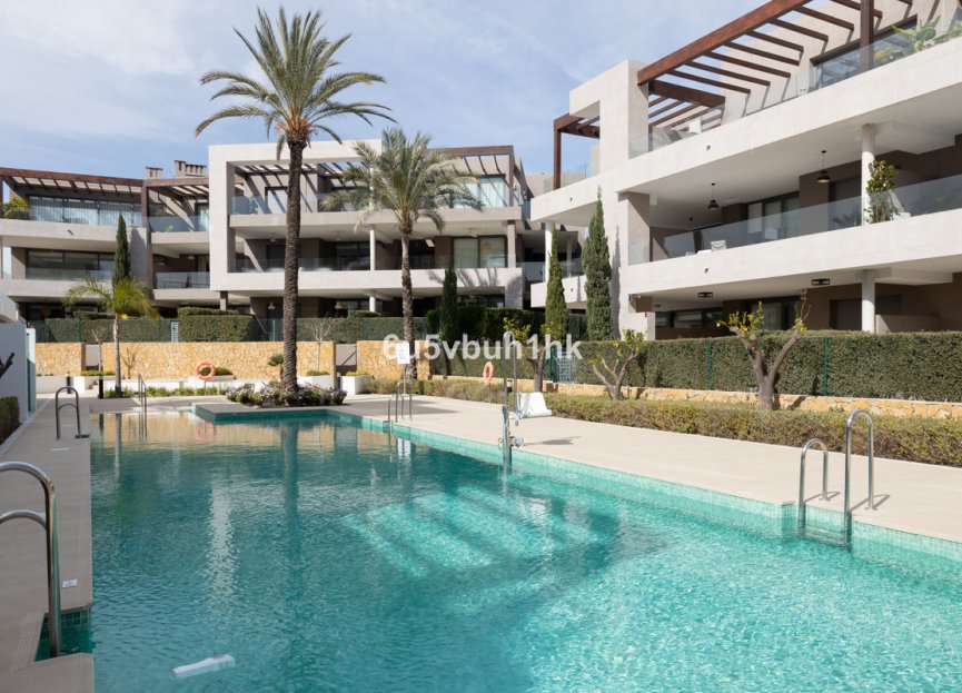 Resale - Apartment - Middle Floor Apartment - Estepona - Cancelada