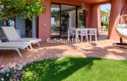 Resale - Apartment - Middle Floor Apartment - Estepona - Estepona Centro