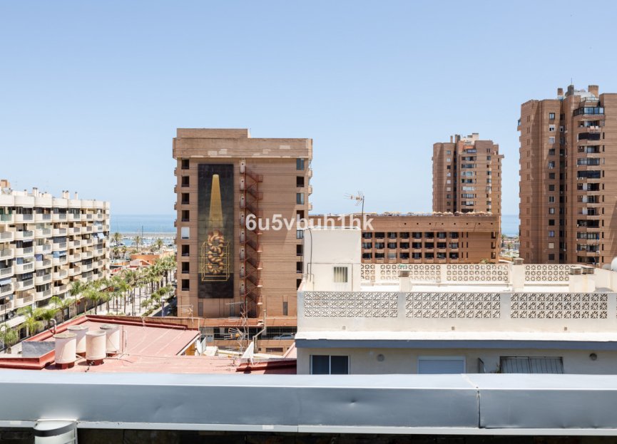 Resale - Apartment - Middle Floor Apartment - Fuengirola - Fuengirola Centro