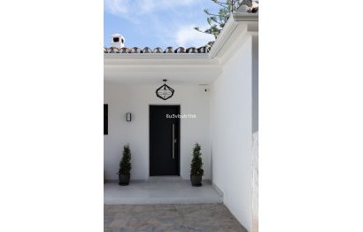 Resale - House - Detached Villa - Benahavís - La Quinta