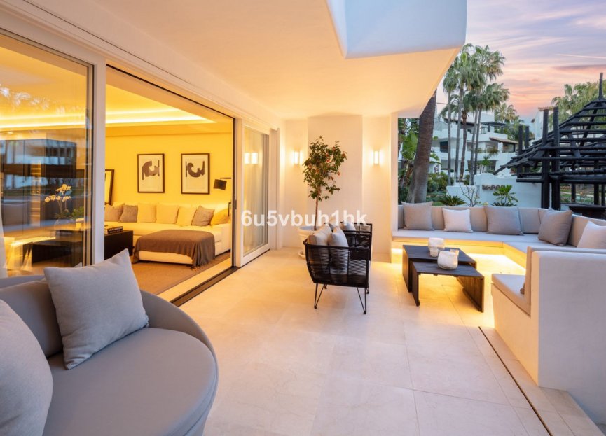 Resale - Apartment - Middle Floor Apartment - Marbella