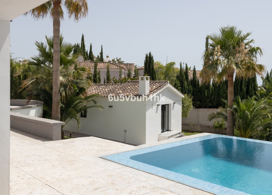 Resale - House - Detached Villa - Marbella - Marbella Centro