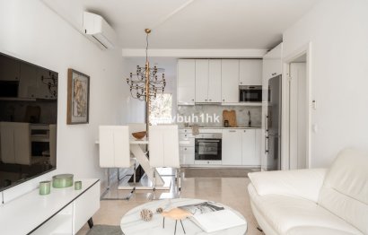 Resale - Apartment - Middle Floor Apartment - Marbella