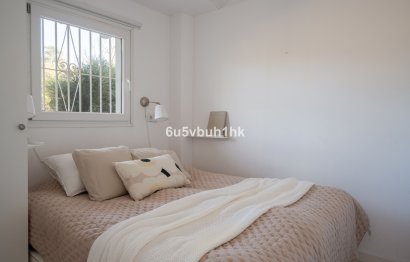 Resale - Apartment - Middle Floor Apartment - Marbella