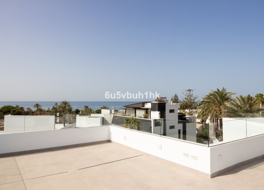 Resale - House - Detached Villa - Marbella - Marbesa