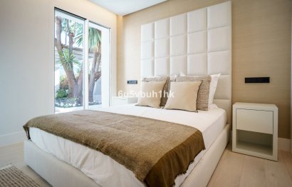 Resale - House - Detached Villa - Marbella - Nueva Andalucia