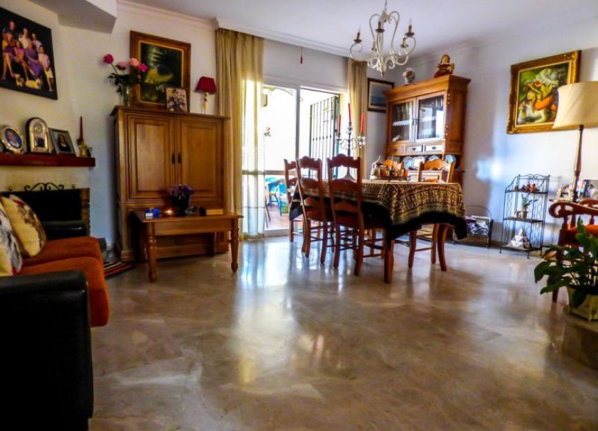 Resale - House - Townhouse - Marbella - Marbella Centro