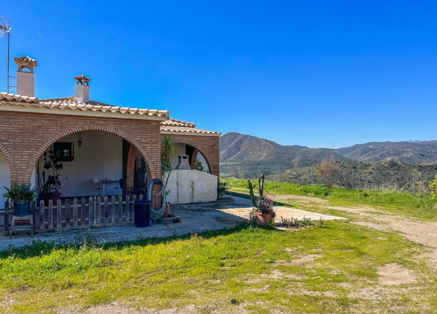 Resale - House - Finca - Cortijo - Mijas - Mijas Centro