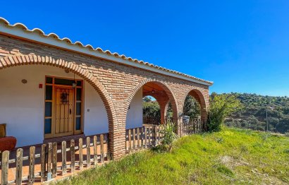 Resale - House - Finca - Cortijo - Mijas - Mijas Centro