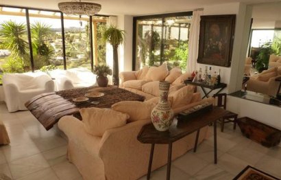 Resale - House - Detached Villa - Estepona - Estepona Centro