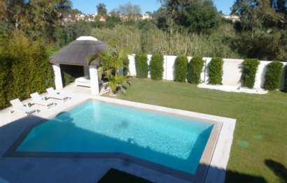 Resale - House - Detached Villa - Marbella - Guadalmina Baja