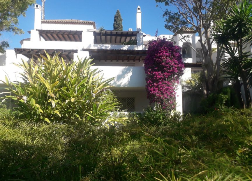 Resale - Apartment - Penthouse - Marbella - Guadalmina Baja