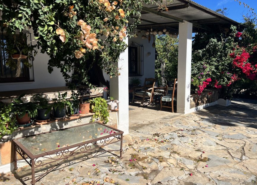 Resale - House - Finca - Cortijo - Estepona - New Golden Mile