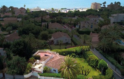 Resale - House - Detached Villa - Marbella - Marbesa