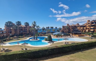 Resale - Apartment - Middle Floor Apartment - Estepona - New Golden Mile