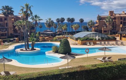 Resale - Apartment - Middle Floor Apartment - Estepona - New Golden Mile