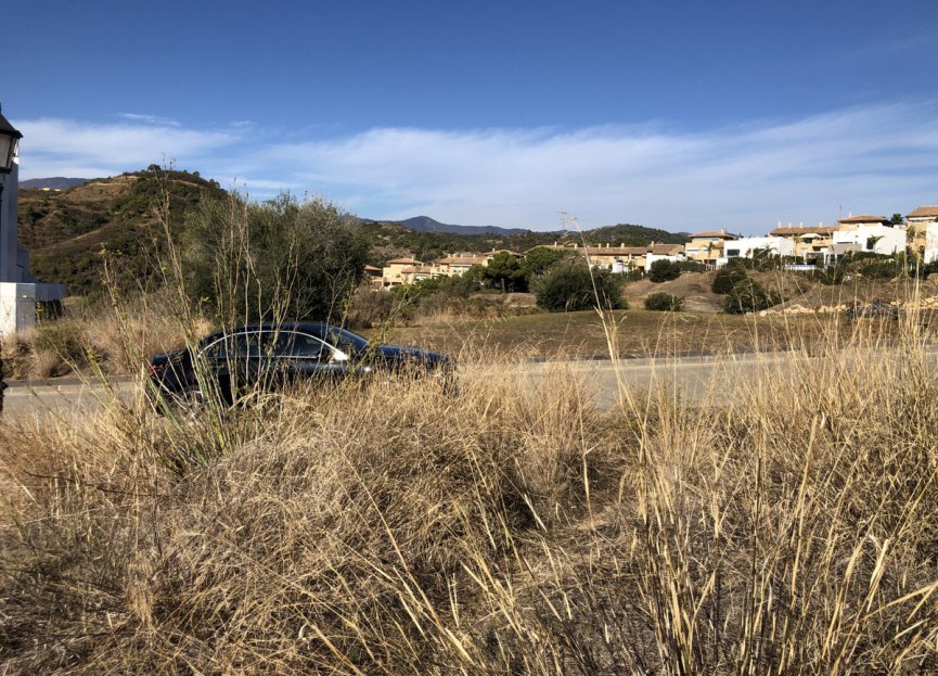 Resale - Plot - Residential Plot - Estepona - Selwo