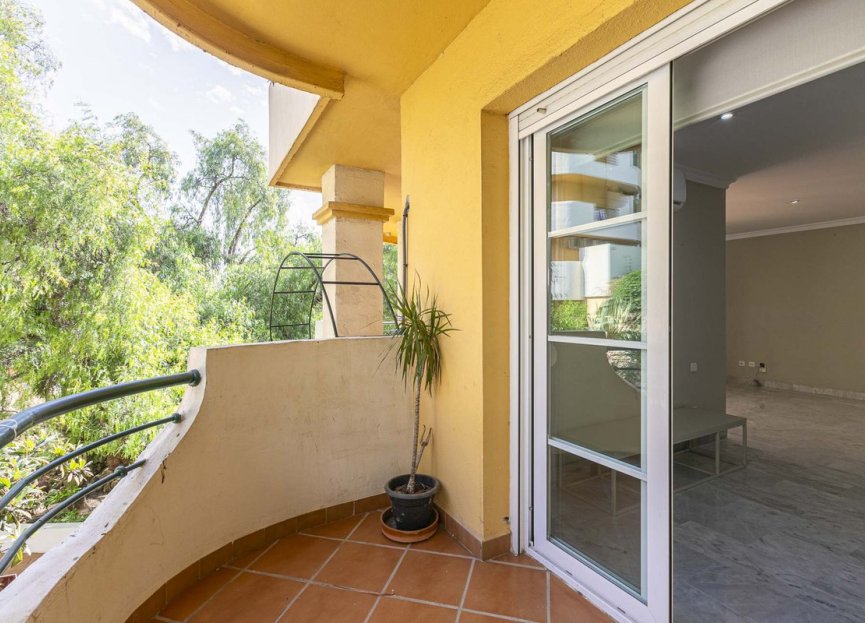 Resale - Apartment - Duplex - Marbella - Nueva Andalucia