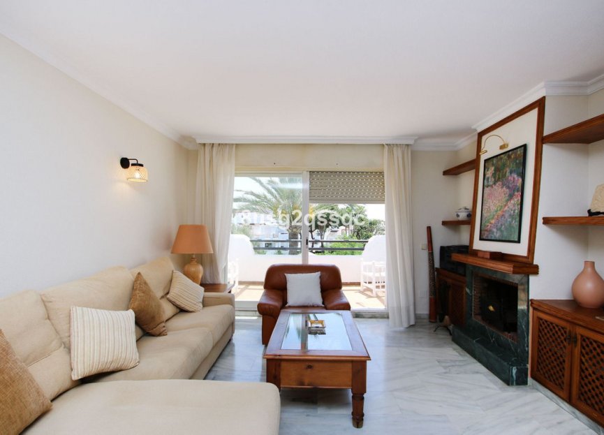 Resale - Apartment - Penthouse Duplex - Estepona - Costalita