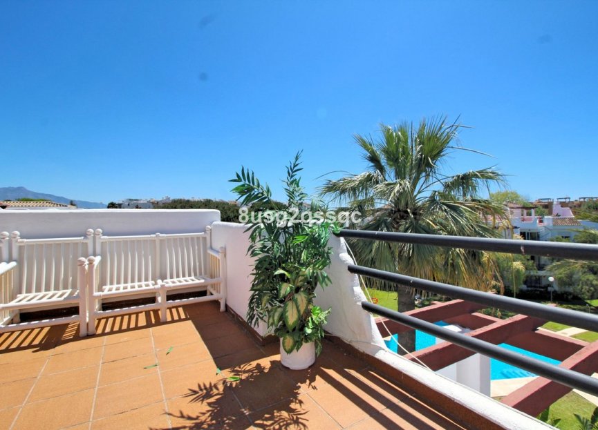 Resale - Apartment - Penthouse Duplex - Estepona - Costalita