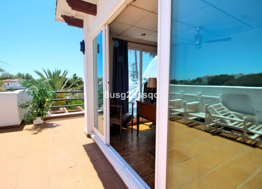 Resale - Apartment - Penthouse Duplex - Estepona - Costalita