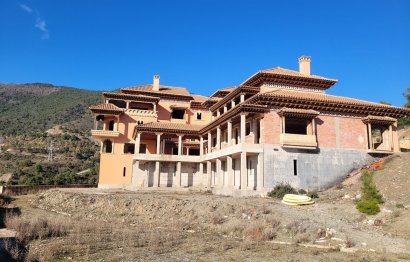 Resale - House - Detached Villa - Benahavís - La Zagaleta