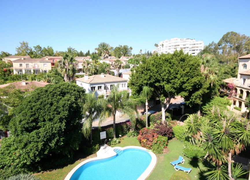 Resale - Apartment - Penthouse - Marbella - Guadalmina Alta