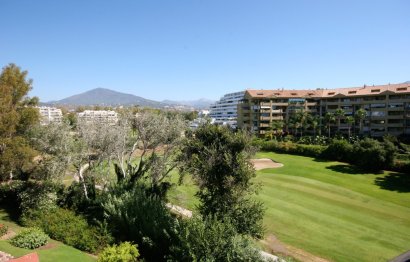 Resale - Apartment - Penthouse - Marbella - Guadalmina Alta