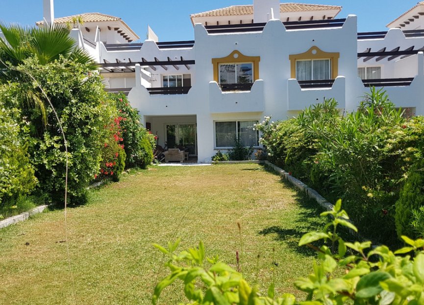 Resale - House - Townhouse - Estepona - Selwo