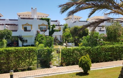 Resale - House - Townhouse - Estepona - Selwo