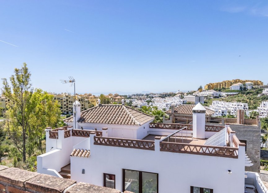 Resale - House - Detached Villa - Estepona - Estepona Centro