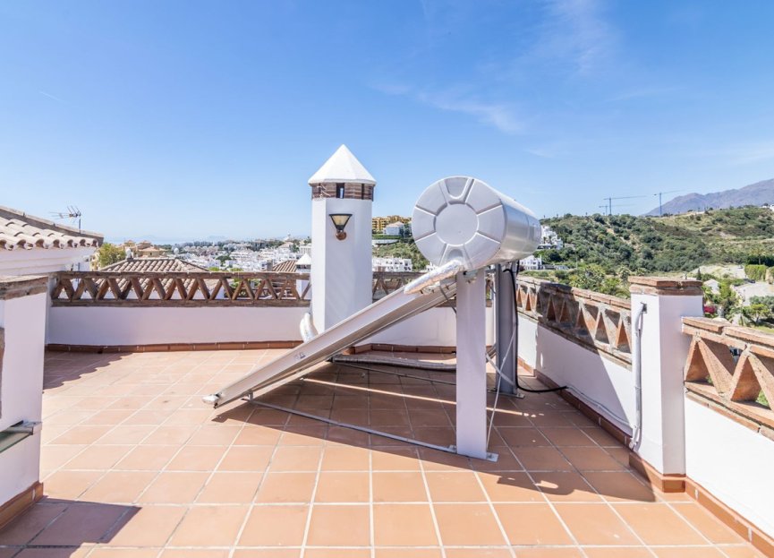 Resale - House - Detached Villa - Estepona - Estepona Centro