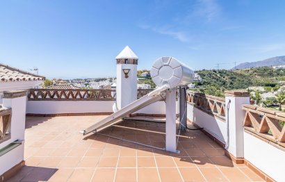 Resale - House - Detached Villa - Estepona - Estepona Centro