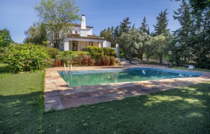 Resale - House - Finca - Cortijo - Estepona - New Golden Mile