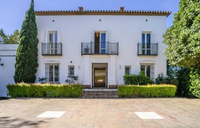 Resale - House - Finca - Cortijo - Estepona - New Golden Mile