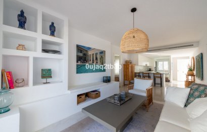 Resale - Apartment - Top Floor Apartment - Marbella - Nueva Andalucia