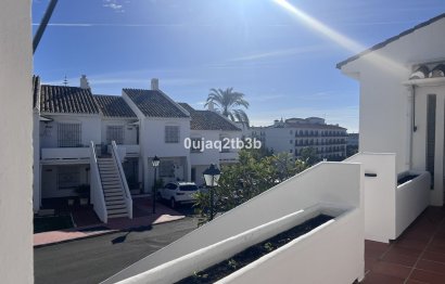 Resale - Apartment - Top Floor Apartment - Marbella - Nueva Andalucia