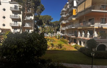 Resale - Apartment - Middle Floor Apartment - Marbella - Puerto Banús