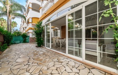 Resale - Apartment - Ground Floor Apartment - Marbella - Nueva Andalucia